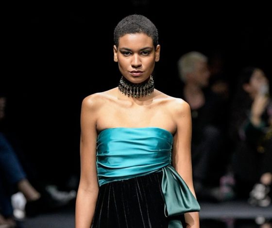 Показ Emporio Armani на Неделе моды в Милане