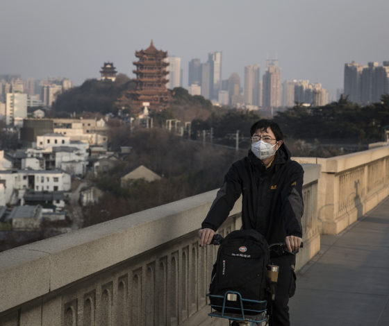 Всемирная организация здравоохранения: вакцина от коронавируса появится через полтора года