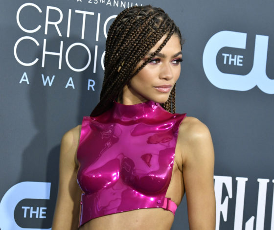 На примере звёзд: как визуально вытянуть фигуру