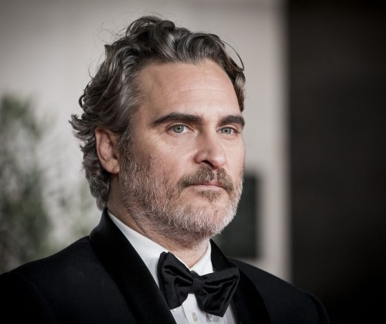 Фильм длиною в жизнь: первый трейлер драмы «Бо боится» с Хоакином Фениксом