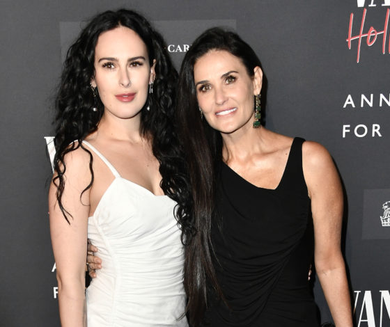 Деми Мур, Шарлиз Терон и Шэрон Стоун на выставке журнала Vanity Fair