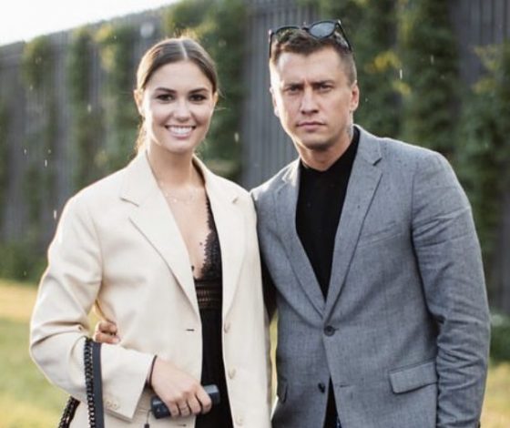 Агата Муцениеце вновь подала в суд на Павла Прилучного