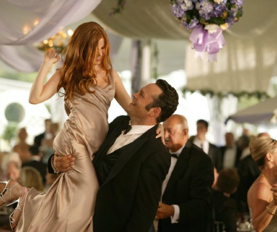 «Смеяться нельзя расстраиваться»: свадебное видео на стройке