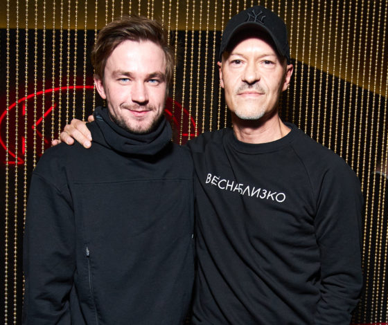 Александр Петров, Надежда Михалкова и другие звёзды фильма «Лед-2» сделали сюрприз зрителям кинотеатра