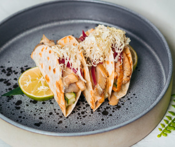 JIS Asian Bistro & Wine 2.0: азиатское бистро с завтраками и бранчами