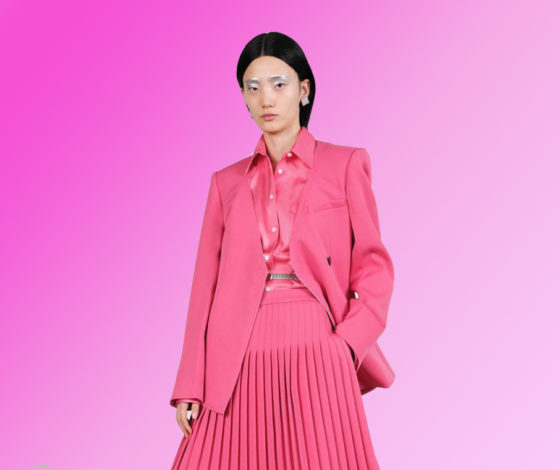 Совет стилиста: как носить плиссированную юбку