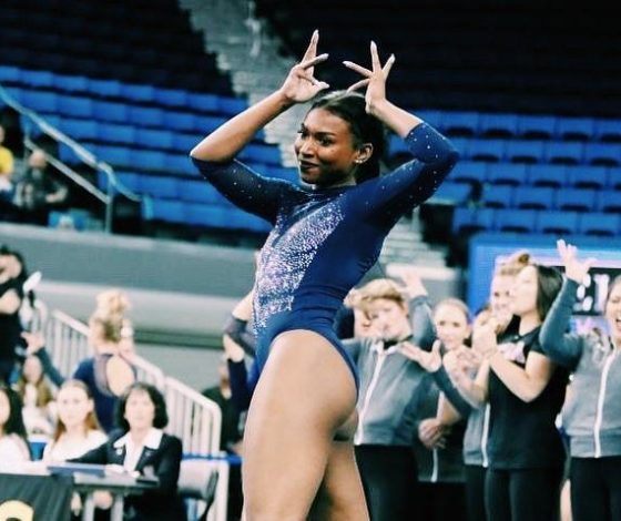 Видео дня: гимнастка Ниа Деннис стала звездой Сети, выступив под песни Бейонсе