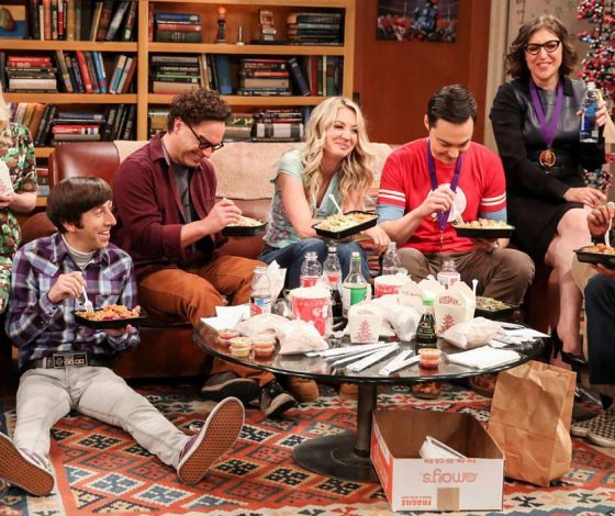 «Надеюсь на это»: Кейли Куоко рассказала о воссоединении каста «Теории большого взрыва»