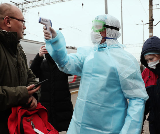 52 новых случая заражения коронавирусом. Россия перешла в режим повышенной готовности