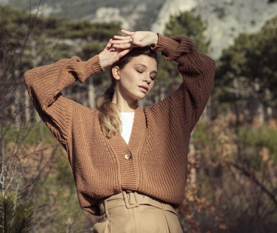 All We Need выпустил новую коллекцию: воздушные платья, женственные пальто и объемные кардиганы