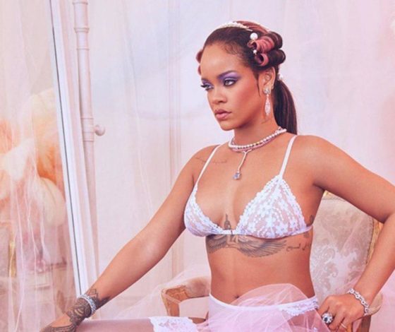 В одном белье: Рианна в новой рекламной кампании Savage & Fenty