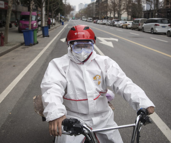 Введение в Москве и Подмосковье комендантского часа: собрали все слухи