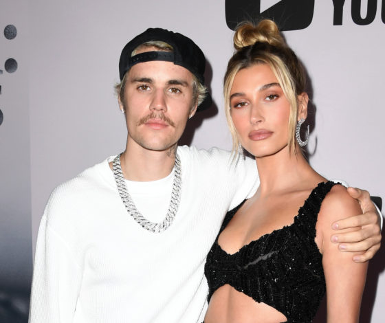 «Она пахнет как Ариана»: Джастин Бибер рассказал о Хейли