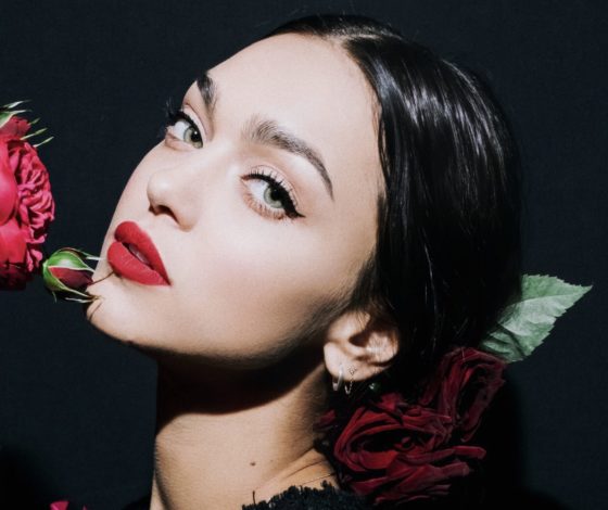 Эксклюзив PEOPLETALK: модель Женя Катава о неделях моды, мифах модельного бизнеса и сотрудничестве с Dolce&Gabbana