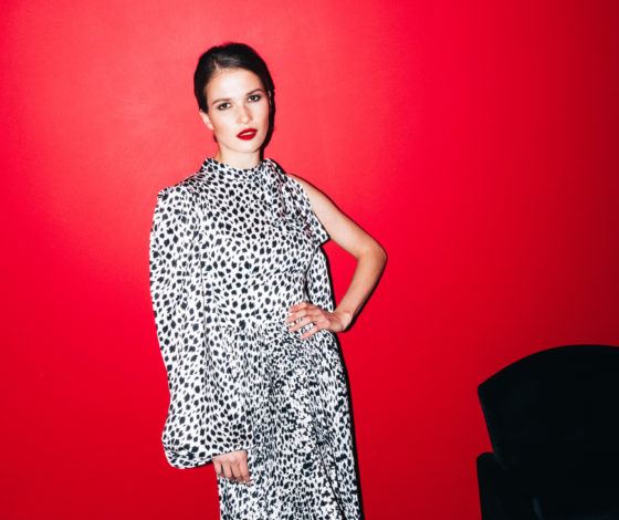 Эксклюзив. Актрисы Анфиса Черных, Лукерья Ильяшенко и Кристина Бабушкина советуют подарки на 8 Марта