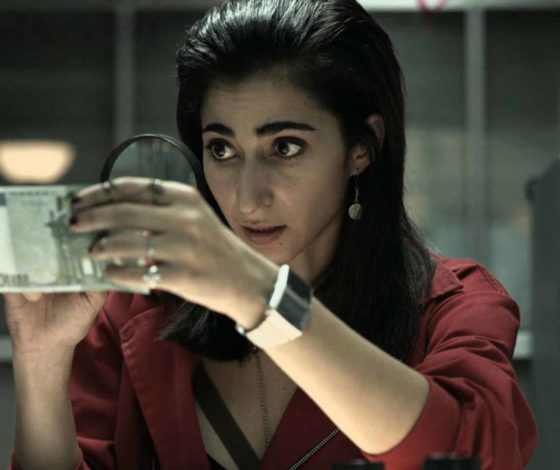 Лучше не хранить свои сбережения под подушкой: консультант по инвестициям о том, куда вкладывать деньги