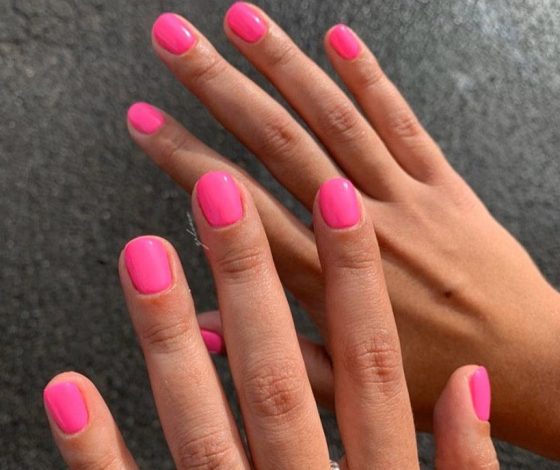 Топ-10 вариантов розового маникюра
