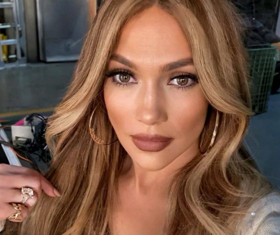 Новая укладка Дженнифер Лопес: как повторить
