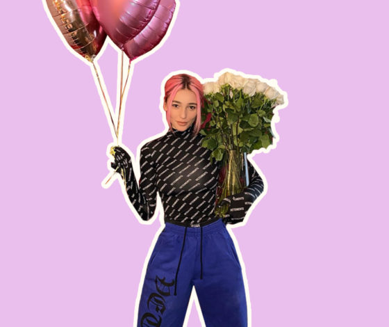 Сколько стоит: водолазка Насти Ивлеевой