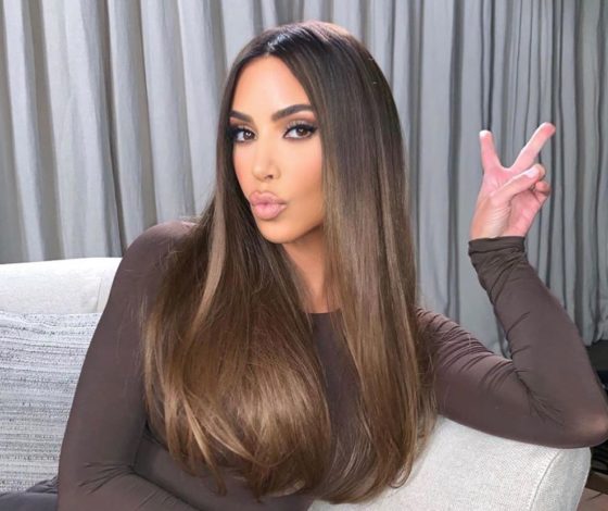 В мини и латексе: топ смелых нарядов Ким Кардашьян