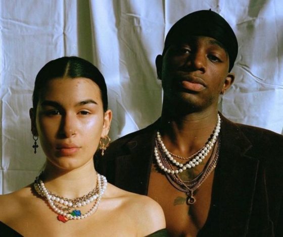 «Мой любовник из 90-х»: дочка Ивана Урганта поделилась новыми фото с бойфрендом