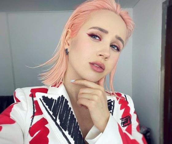 700 тысяч рублей за концерт и миллион за корпоратив: узнали, сколько стоит творчество Клавы Коки