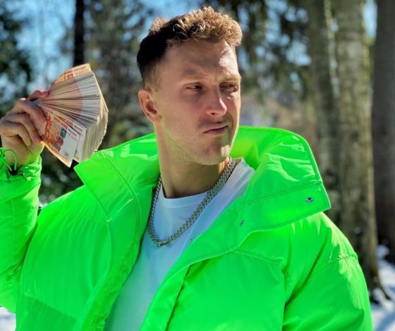 Эксклюзив. 1 млн рублей: T-Killah рассказал, сколько раздал денег с помощью своей маски