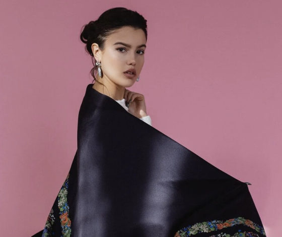 Не только украшения: бренд AXENOFF выпустил коллекцию платков