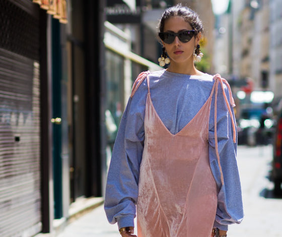 Цветочный принт и глубокие вырезы: 25 платьев на весну