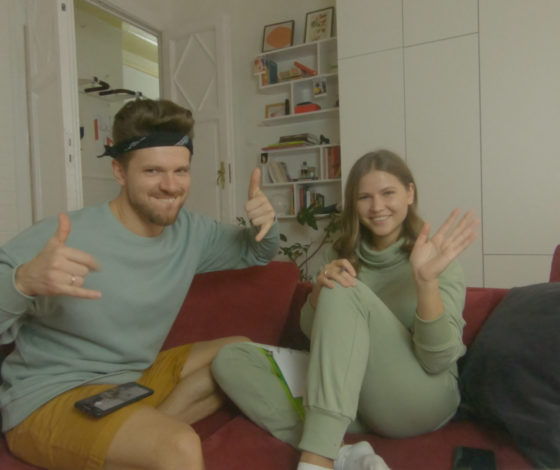 Драмеди сериал «Все вместе»: Юлия Топольницкая играет беременную, а Илья Бледный озвучивает Вирус