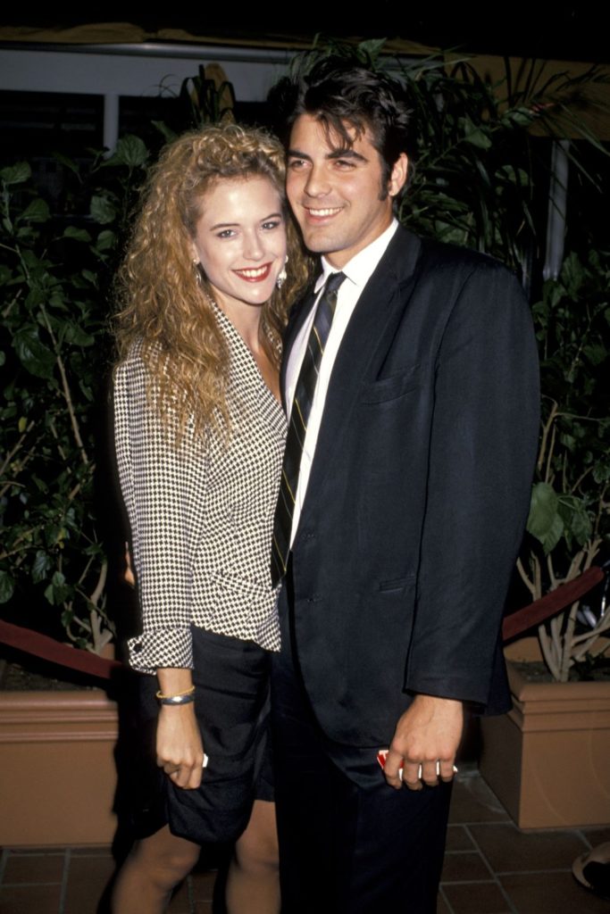 Джордж Клуни, 1988 («Близнецы»)