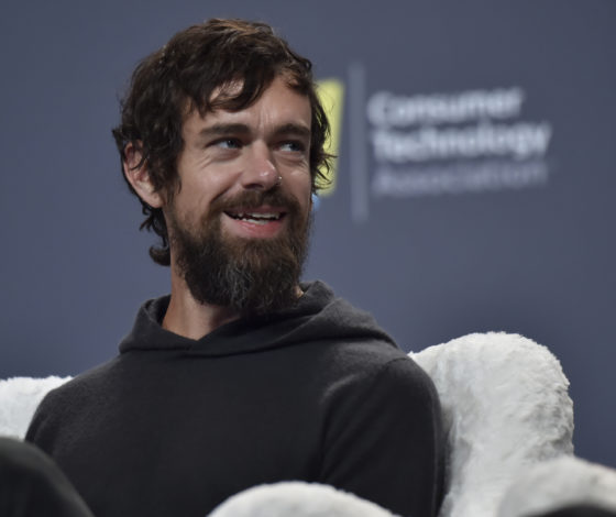 Цифра дня: основатель Twitter пожертвует миллиард долларов на борьбу с пандемией коронавируса