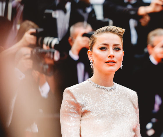 После суда с Джонни Деппом: Эмбер Херд на шопинге со своей девушкой