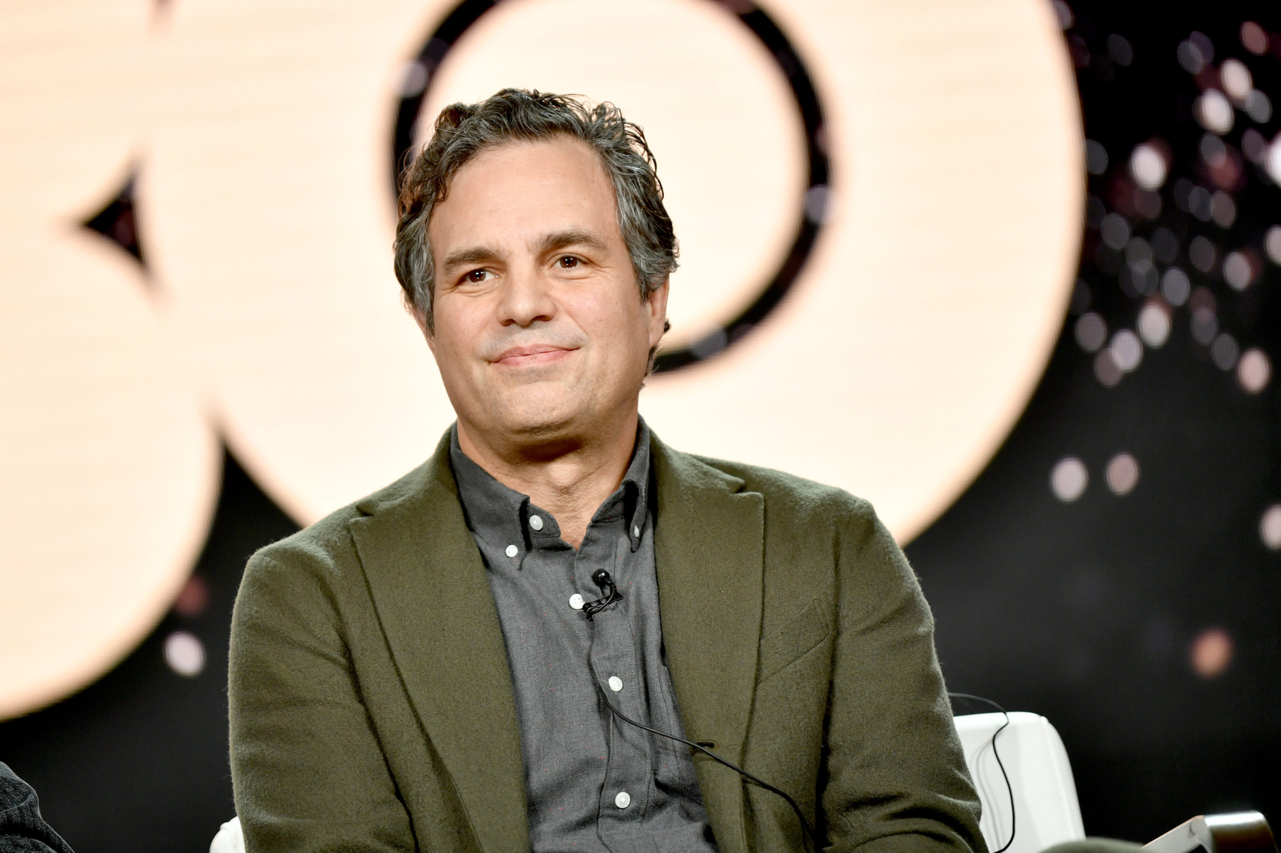 Mark Ruffalo recalls saving Woody Harrelson from a fight during the filming of Now You See Me