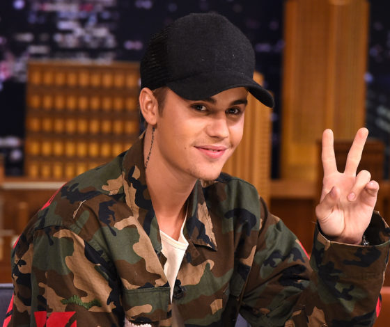 Одной левой: собрали топ звездных левшей