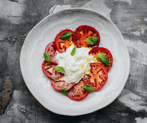 Доставка из ресторана Grape Wine Bar: блюда на компанию