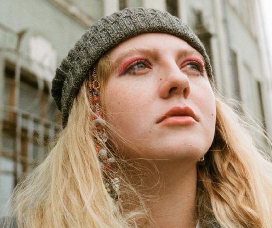 «В Tinder не пойду»: Чума Вечеринка о проекте «Холостяк», стиле и отношениях в прямом эфире PEOPLETALK