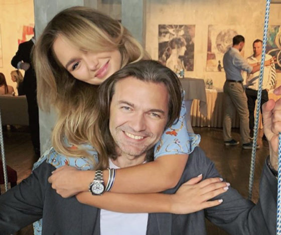 Планы на вечер: Дмитрий и Стеша Маликовы в эфире PEOPLETALK, концерт «Агаты Кристи» и опера «Евгений Онегин»