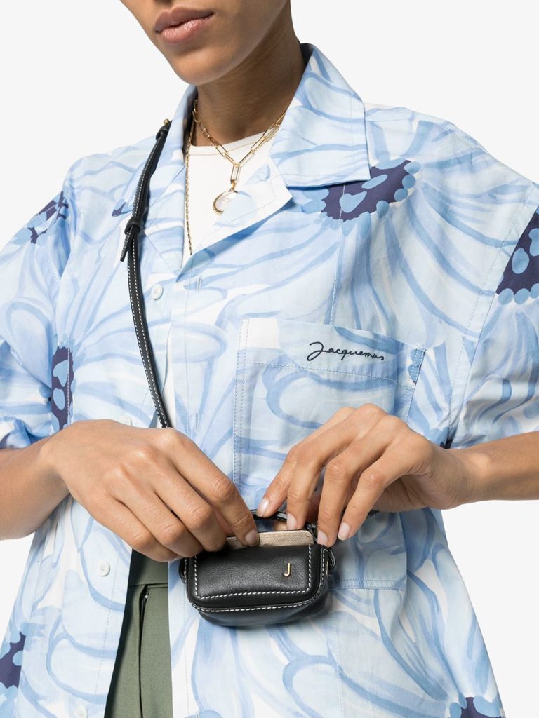 Jacquemus, 19029 Р. (farfetch.com)