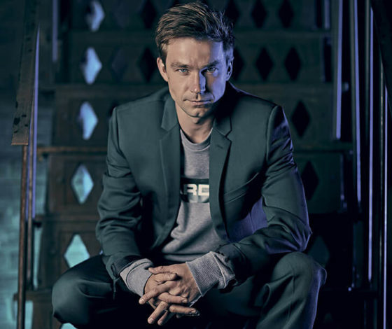 12 фактов об Александре Петрове. Осталось два дня, чтобы выиграть онлайн-встречу с актером