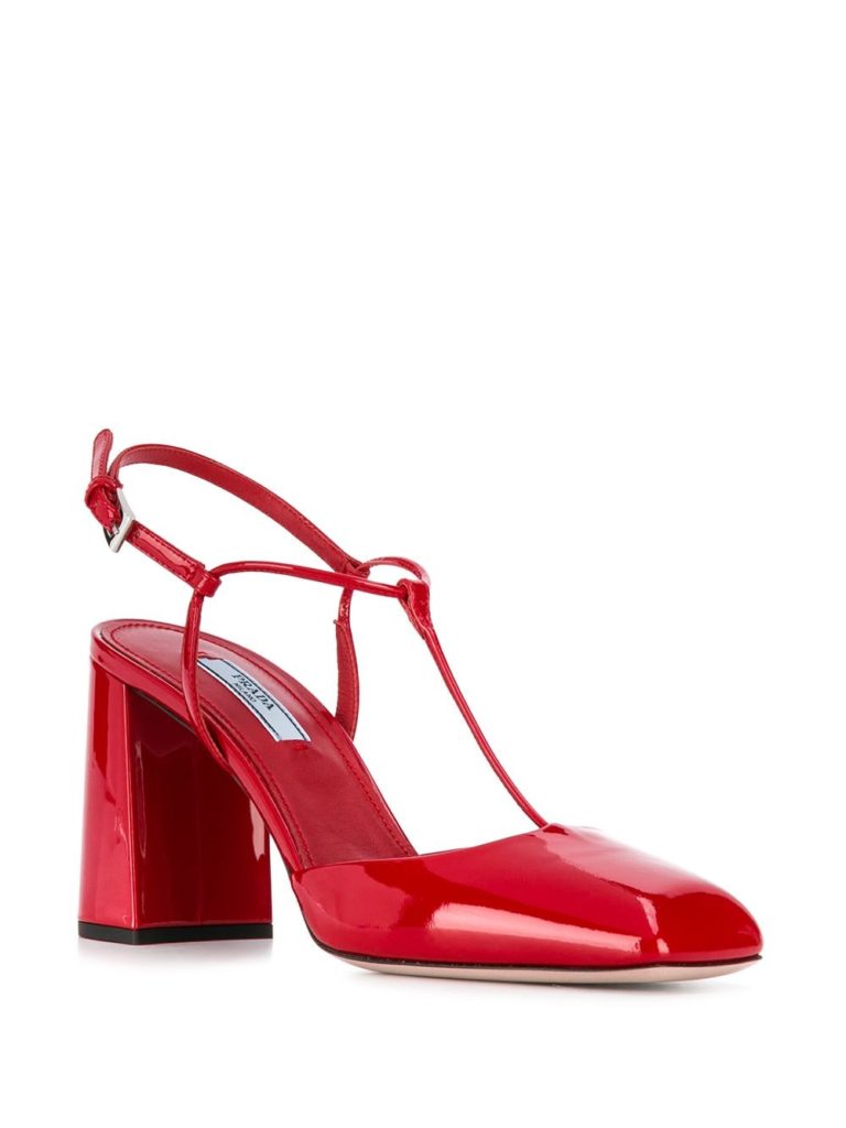 Prada, 49134 Р. (farfetch.com)