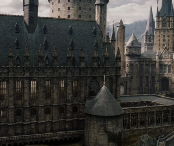 Из Петербурга в Хогвратс: в  северной столице появилась платформа 9 и 3/4