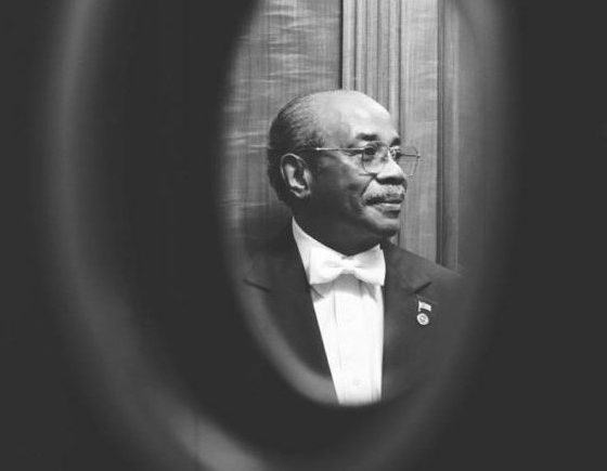 Грустная история: дворецкий, который работал в Белом доме 55 лет при 11 президентах, умер от коронавируса