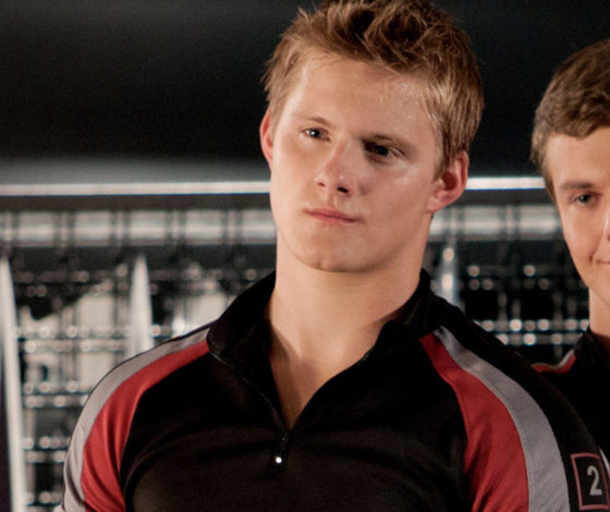 Вспомнить все: как сейчас выглядит Катон из «Голодных игр»