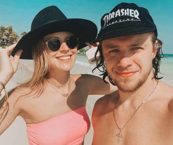 Хоккеист Артемий Панарин сделал предложение дочери главного тренера «Спартака» Олега Знарка: собрали топ медийных жен хоккеистов