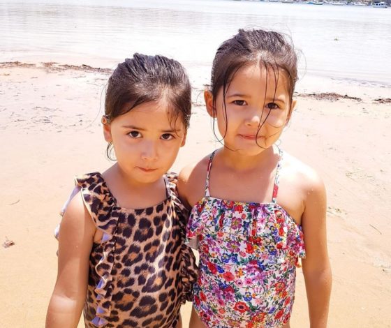 Instagram дня: в Сети стали популярны девочки, которые повторяют образы звезд