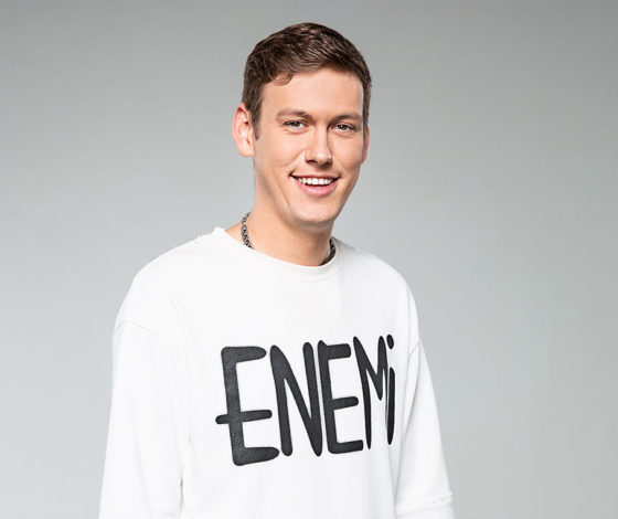 Эксклюзив. Актер «Импровизации» и ведущий YouTube-шоу «Контакты» Антон Шастун: Классно, когда у девушки есть чувство юмора