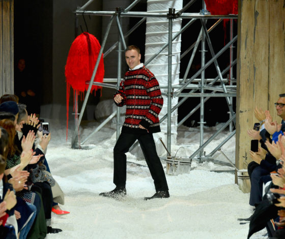 К 25-летию бренда: Раф Симонс перевыпустит 100 архивных вещей