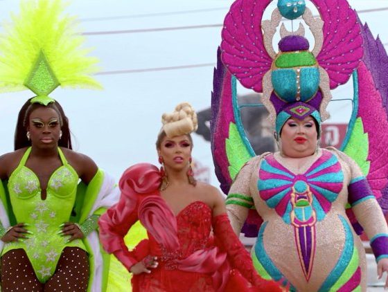 Вместо сериалов: проект HBO «Мы здесь» о дрэг-шоу