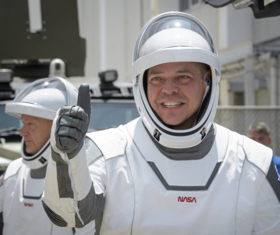 США впервые за девять лет отправили людей на МКС: рассказываем о запуске Crew Dragon и объясняем, почему это историческое событие